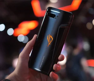ASUS officialise le ROG Phone II : écran 120 Hz OLED et Snapdragon 855+